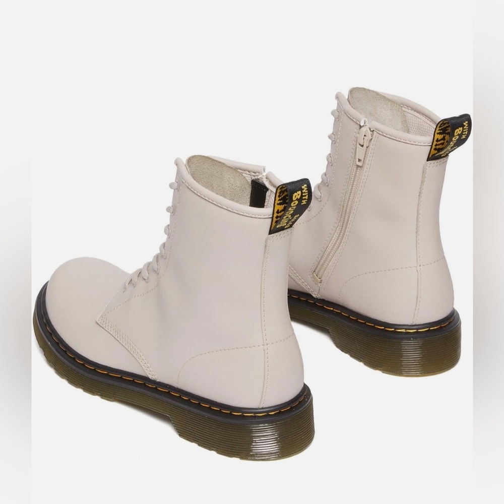 Dr. Martens Women's 1460 Smooth Leather Lace-Up Boots, Size 7 - Picture 2 of 10